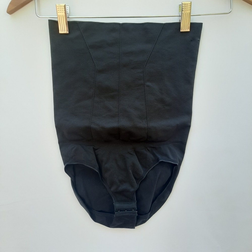 SPANX Assets Tummy Tamer Briefs